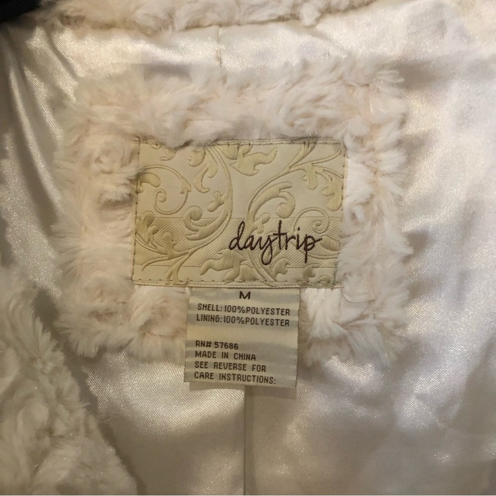 Off White Jacket - Picture 4 of 4
